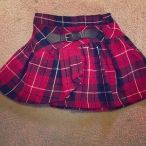 Toddler’s plaid skirt